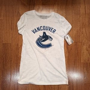 NWT NHL Vancouver Canucks Women's Burnout Tee XL